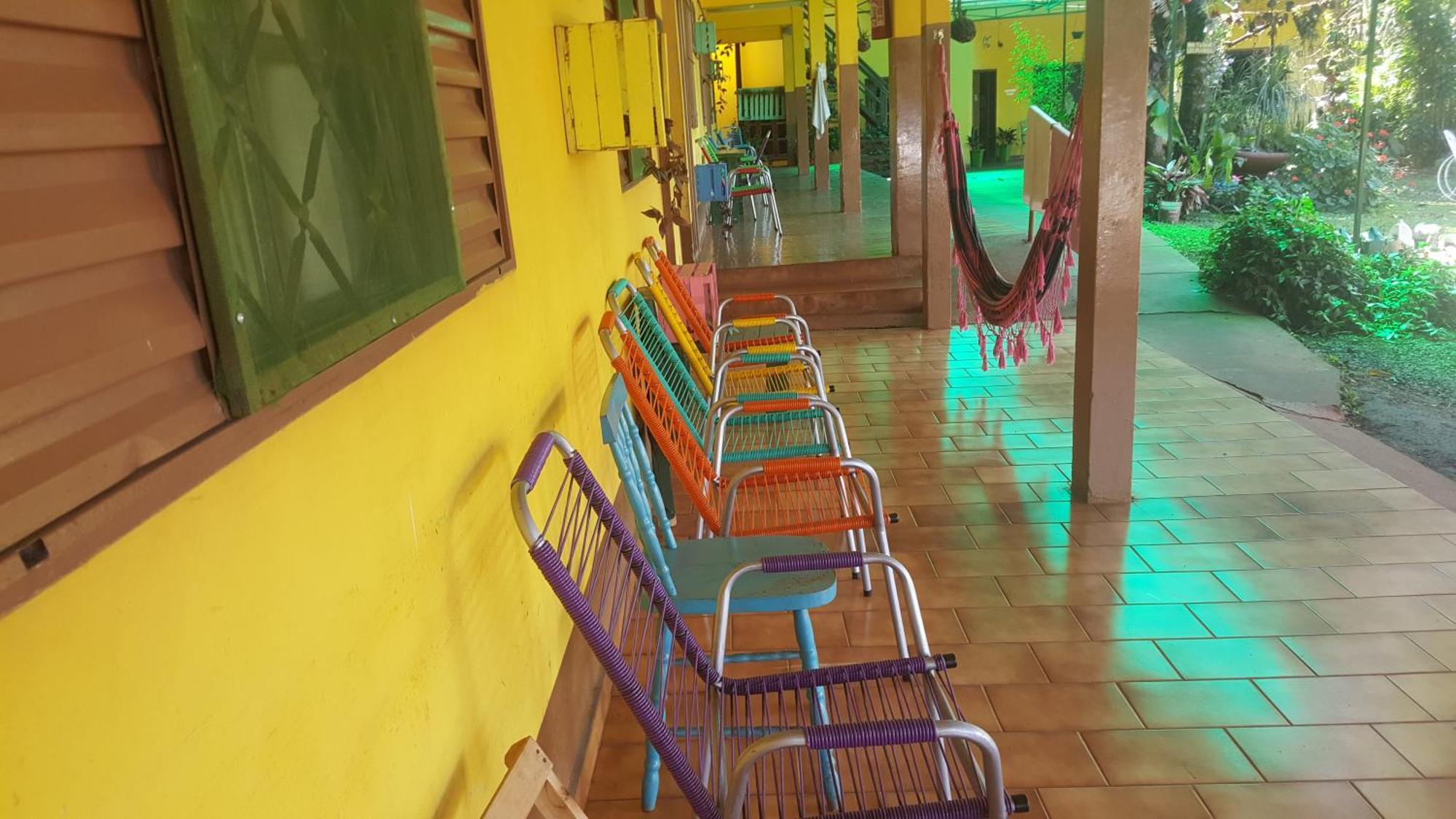 Hotel Y Residencial Amigos Πουέρτο Ιγκουασού Εξωτερικό φωτογραφία